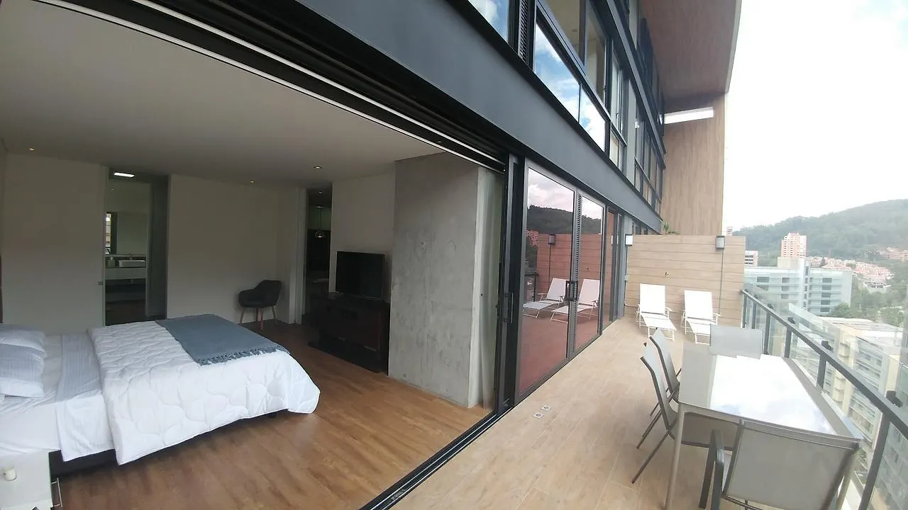 Energy Living Iconic 5 Star Condo Close To Lleras Medellin Apartment