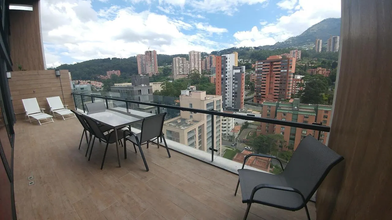 Energy Living Iconic 5 Star Condo Close To Lleras Medellín